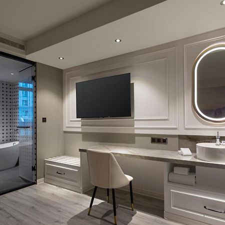 Tryp By Wyndham New Taipei Linkou 新北林口爵怡溫德姆酒店機場捷運mrta9林口站 Exteriör bild