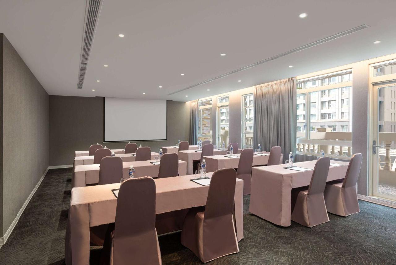 Tryp By Wyndham New Taipei Linkou 新北林口爵怡溫德姆酒店機場捷運mrta9林口站 Exteriör bild