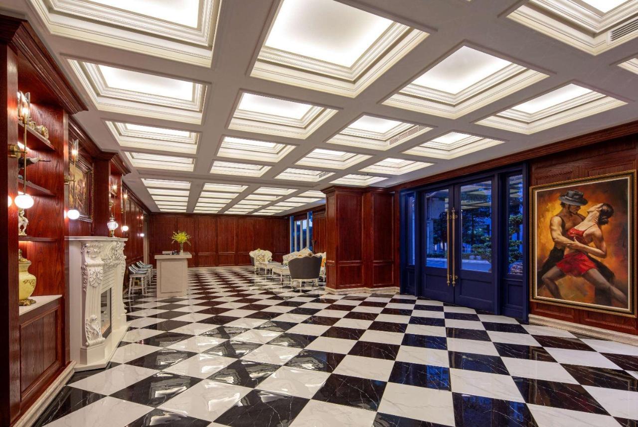 Tryp By Wyndham New Taipei Linkou 新北林口爵怡溫德姆酒店機場捷運mrta9林口站 Exteriör bild