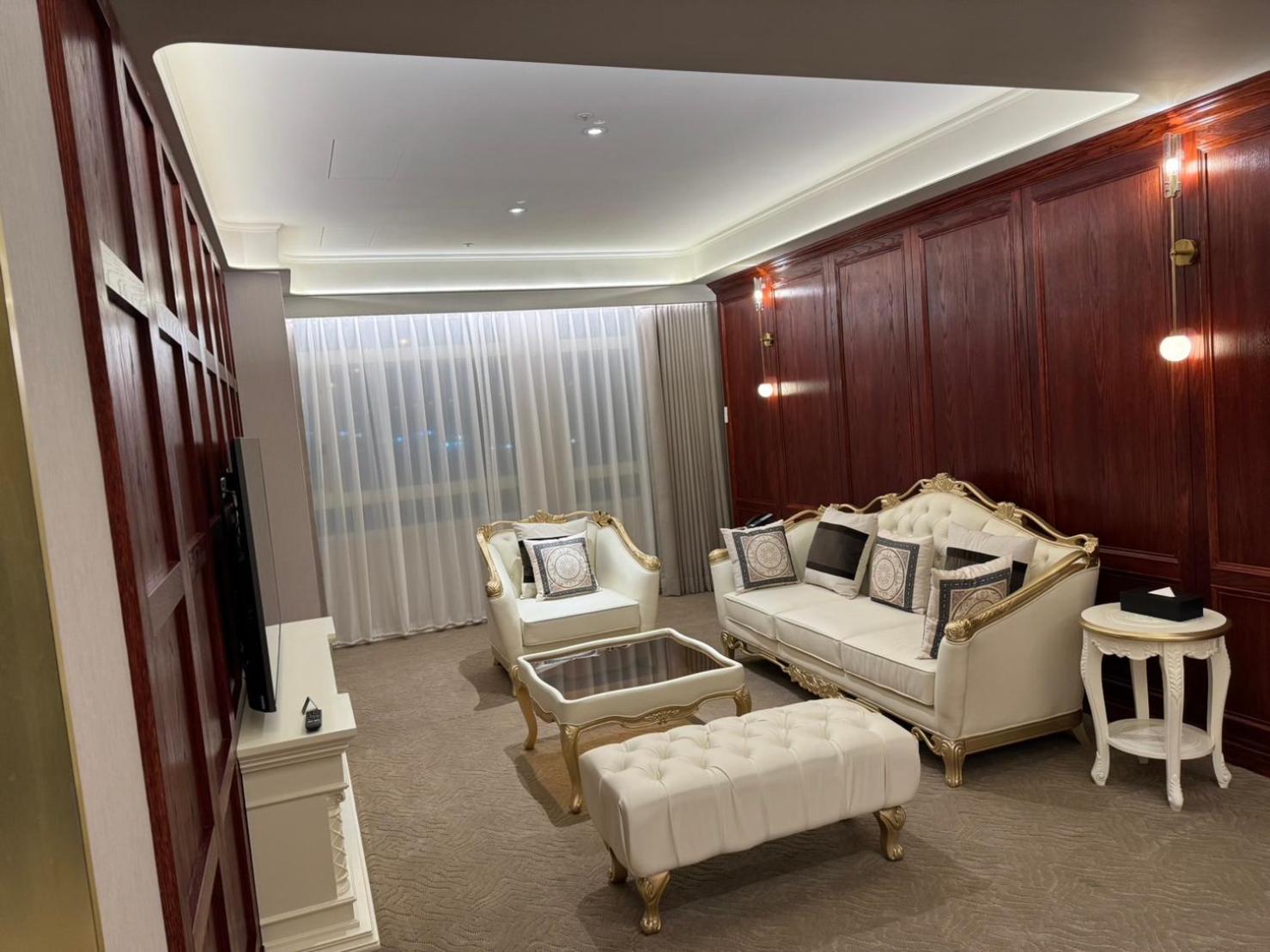 Tryp By Wyndham New Taipei Linkou 新北林口爵怡溫德姆酒店機場捷運mrta9林口站 Exteriör bild